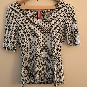 Black and ivory patterned top